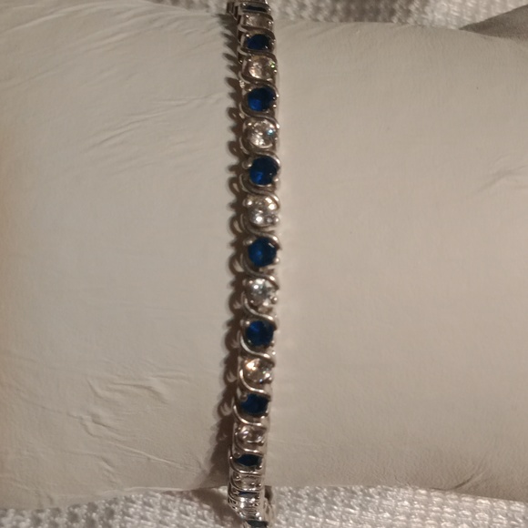 925 Sterling Silver Blue & White cubic zirconium tennis bracelet - Picture 1 of 4